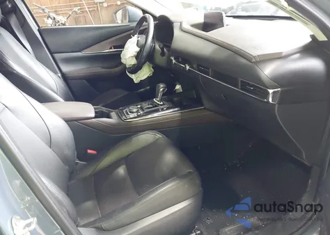 2021 Mazda Cx-30 Premium from USA, damaged, VIN 3MVDMBDM4MM217681